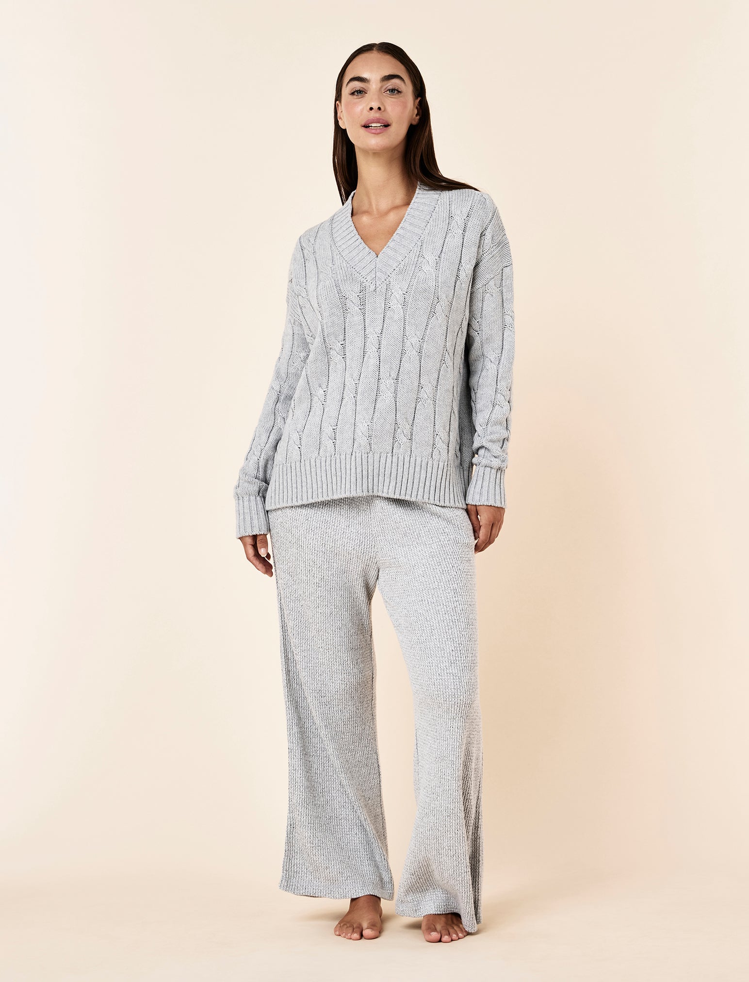 Cotton Cashmere Cable V-Neck Jumper