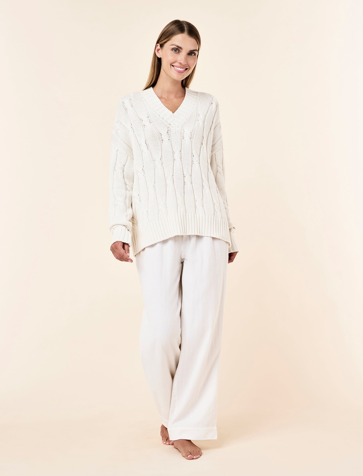 Cotton Cashmere Cable V-Neck Jumper