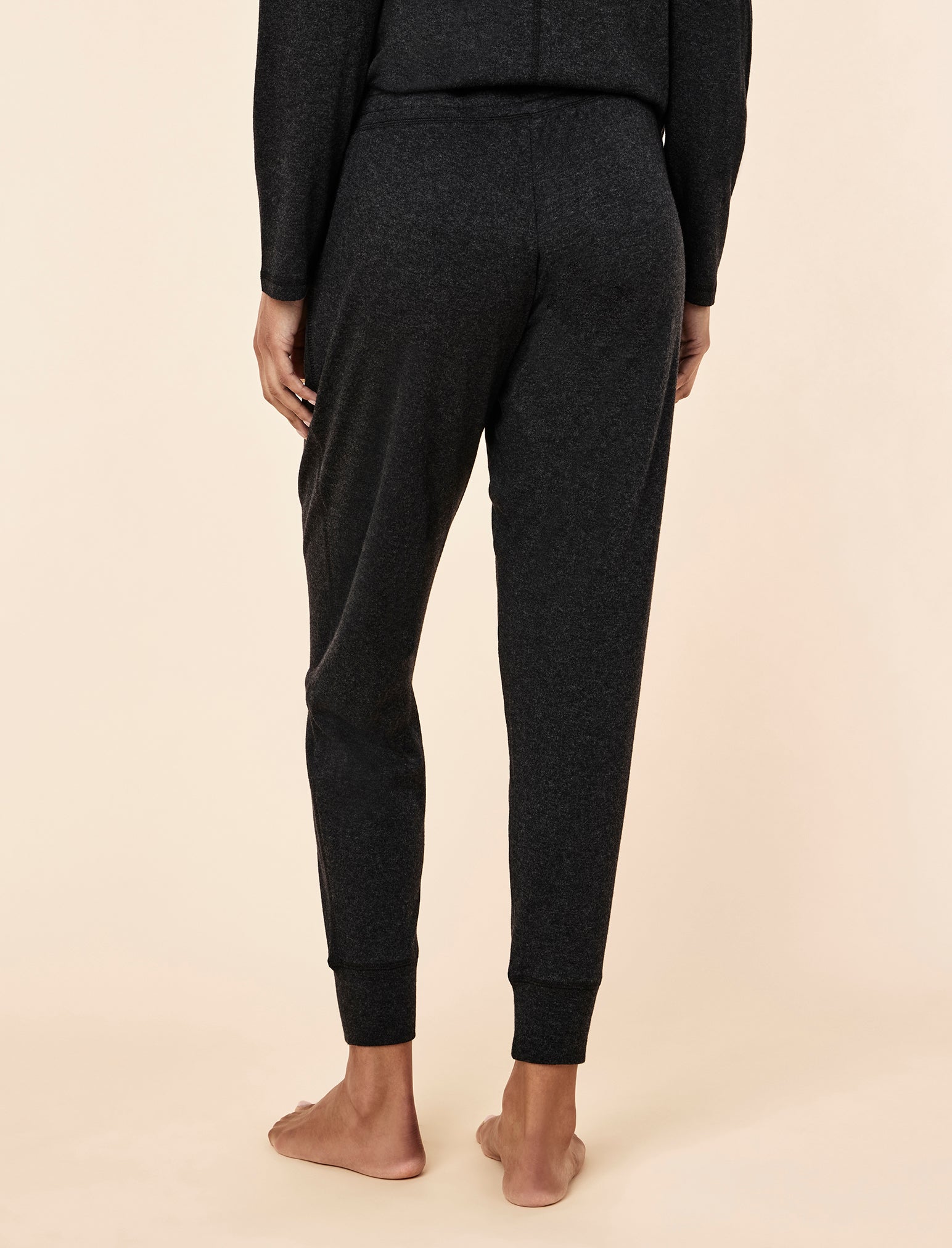 Pia Luxe Jogger