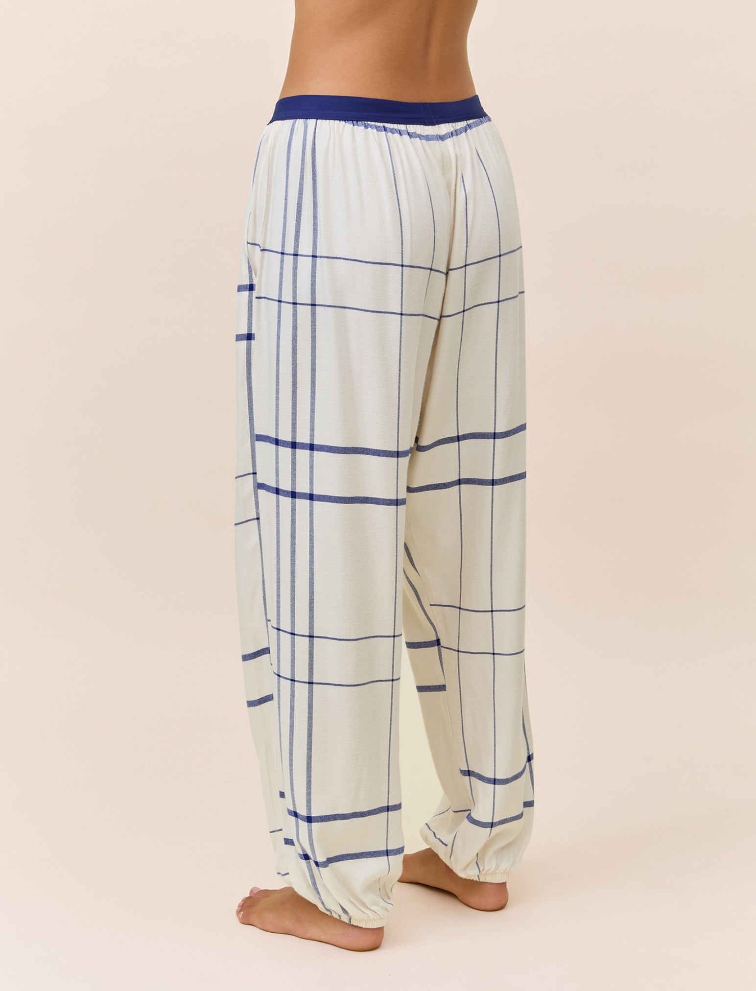 Comfy Plaid Jogger