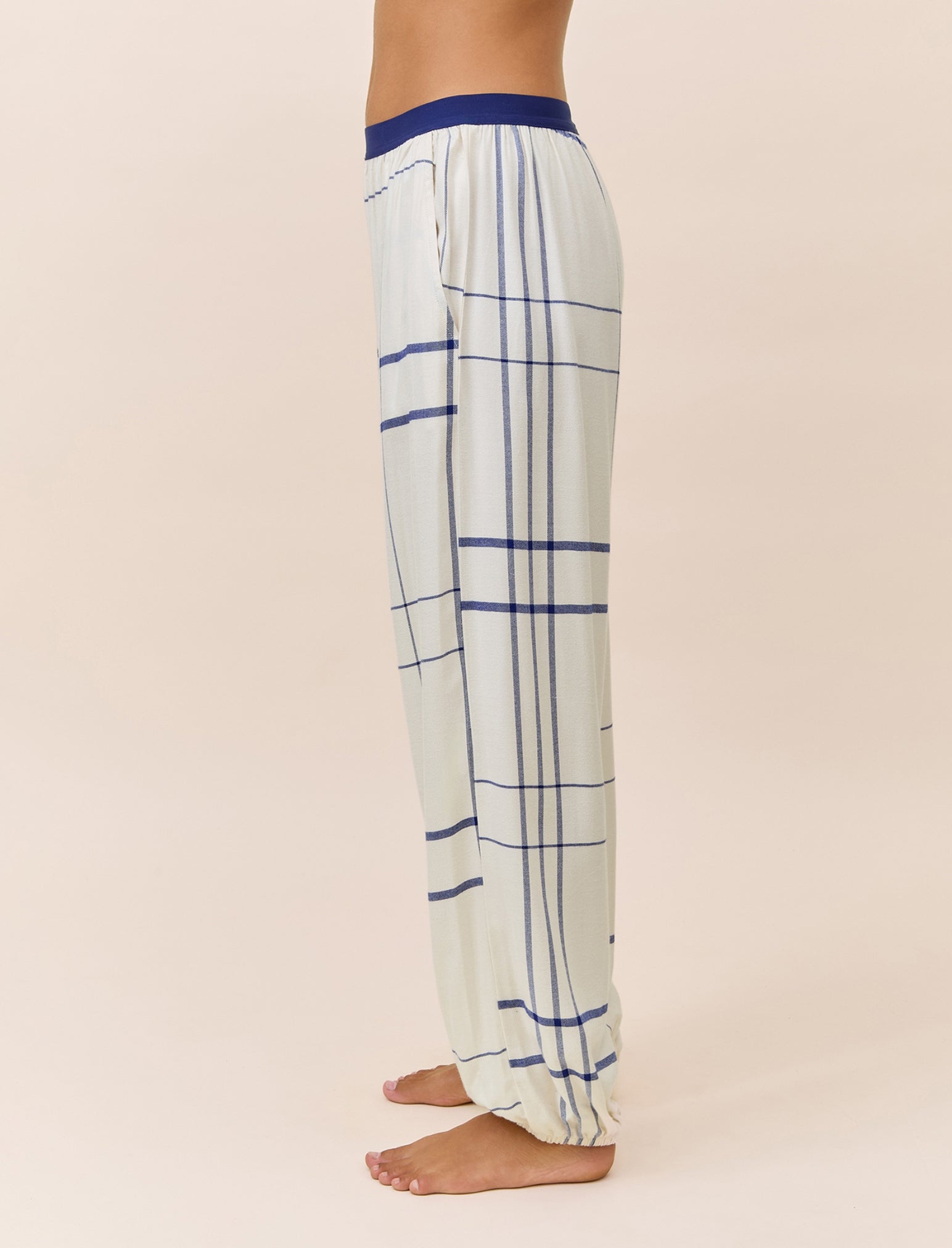 Comfy Plaid Jogger